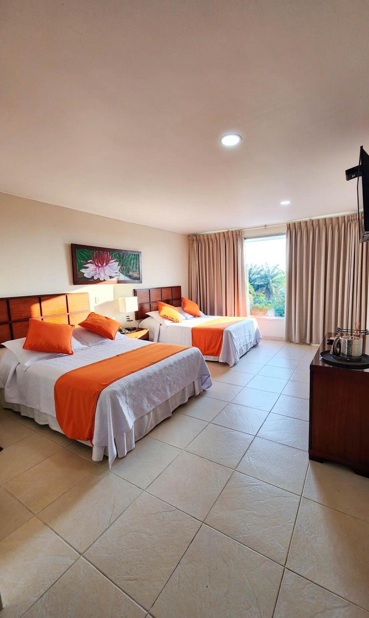 Hotel Anaconda Leticia Dış mekan fotoğraf