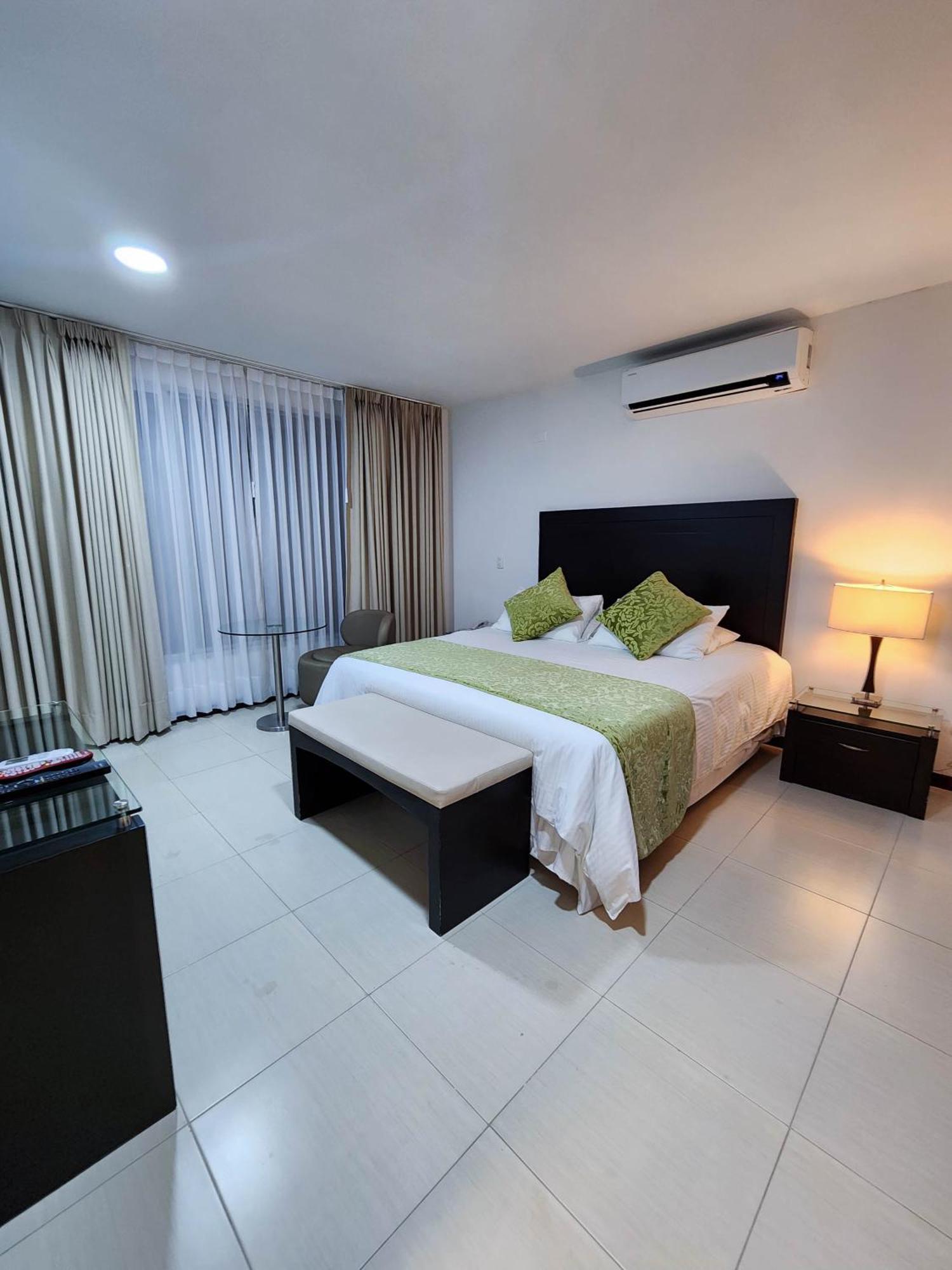 Hotel Anaconda Leticia Oda fotoğraf